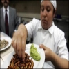 الجراد المقلي الطبق المفضل لدى الاسرائليين