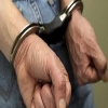 لصّ يتصل بالشرطة لتنقذه من.. ضحيته