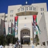 وزير أردني يضطر للتعريف بهويته عند دخول وزارته