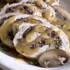 حبة فطر عملاقة للعشاء