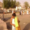 مليونير يعمل في شوارع مكة عامل نظافة