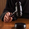  إماراتي يدهس شابّة سخرت من سيّارته
