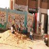 مدرسة ابتدائى بالسويس تجبر التلاميذ على حمل الطوب ومواد البناء